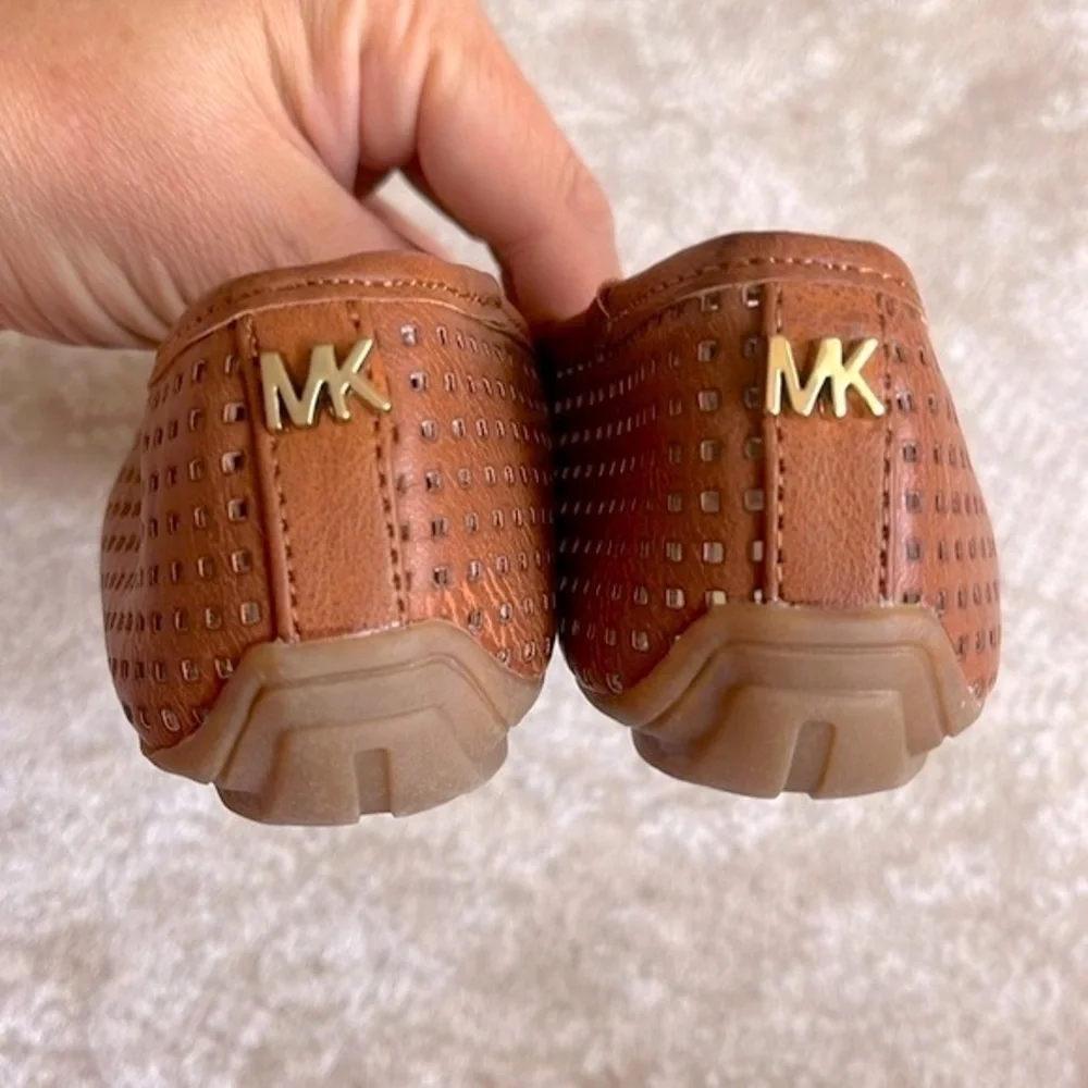 Brand New Michael Kors Yvette Cognac Flats Slip On Shoes Gold Tone Locket Accent